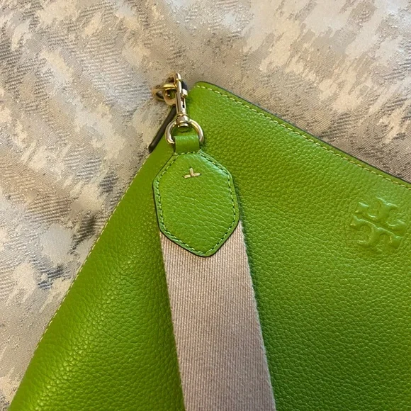 Tory Burch - Picture 2 of 8